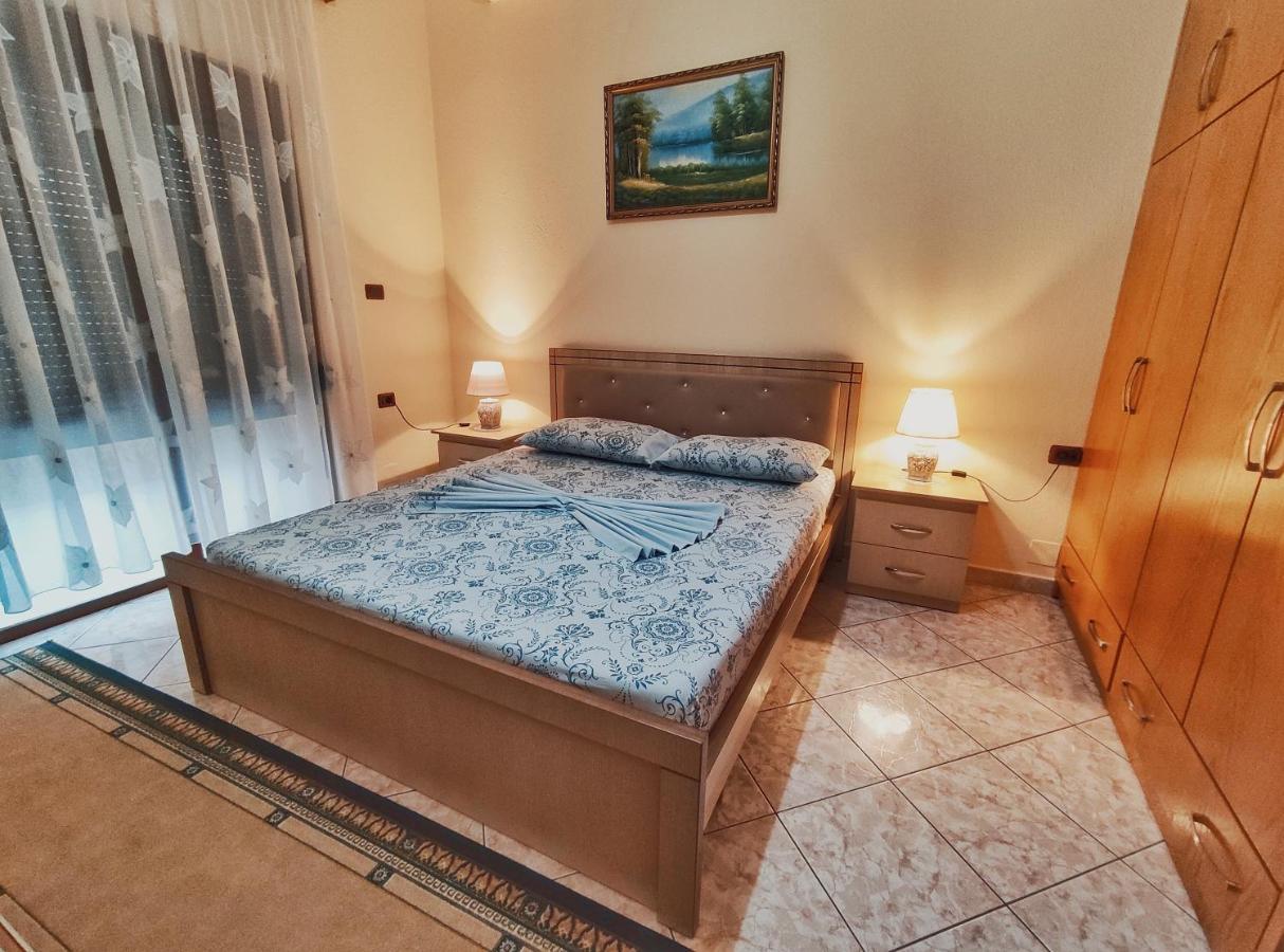 Gjirokastër Artur'S Apartment מראה חיצוני תמונה